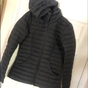 NWOT Lulu down jacket